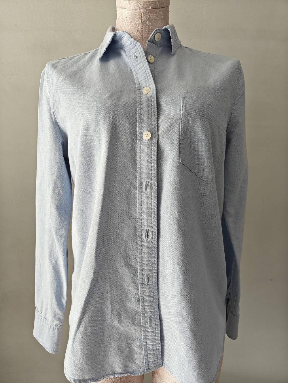 J. Crew Women's Boyfit Button Down Shirt Light Blue 100% Cotton Work Casual - Picture 4 of 4